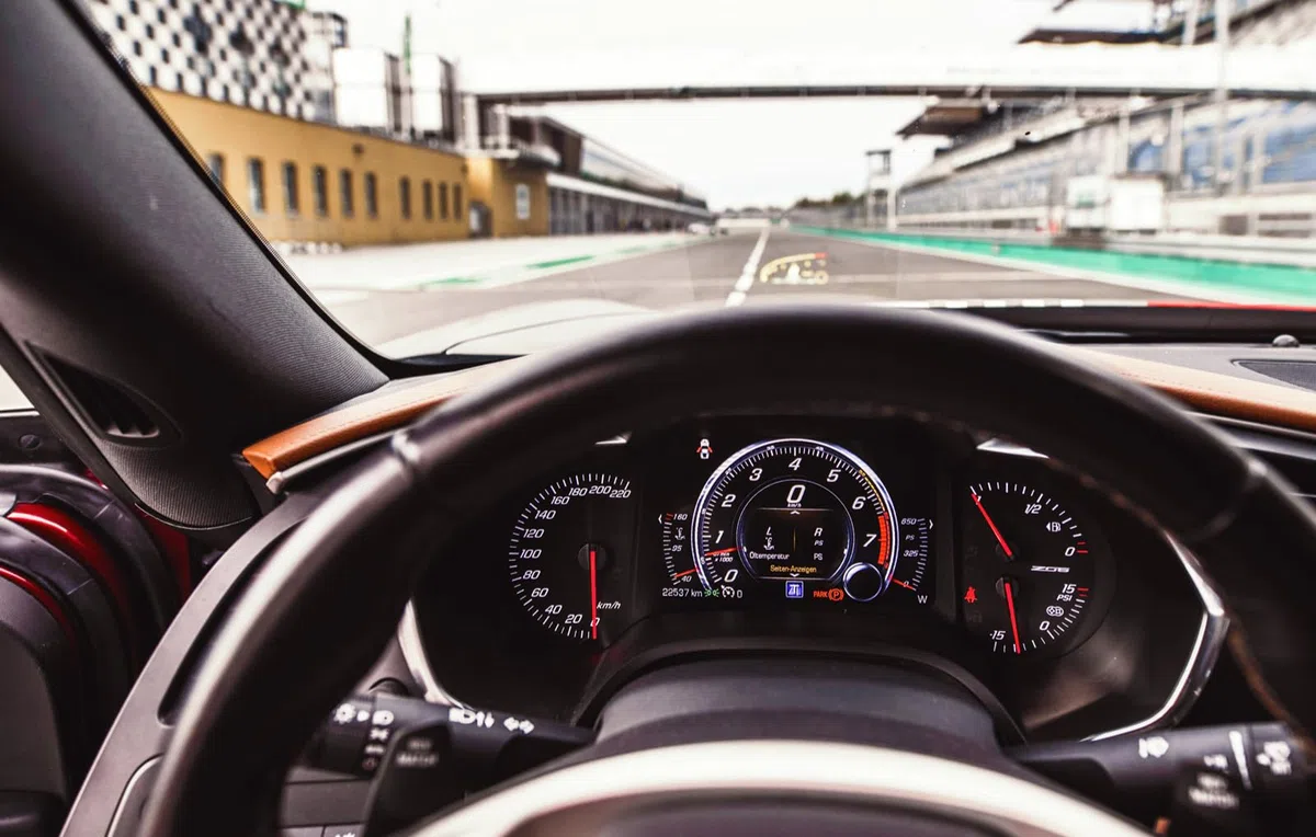 JOCHEN SCHWEIZER Geschenkgutschein: Rennwagen selber Fahren Corvette (6 Rdn) Lausitzring