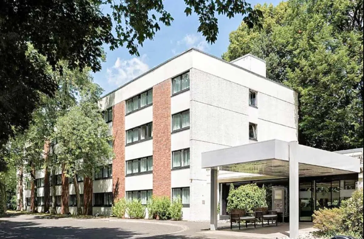 JOCHEN SCHWEIZER Geschenkgutschein: Wellnessurlaub Bielefeld für 2 (2 Nächte)