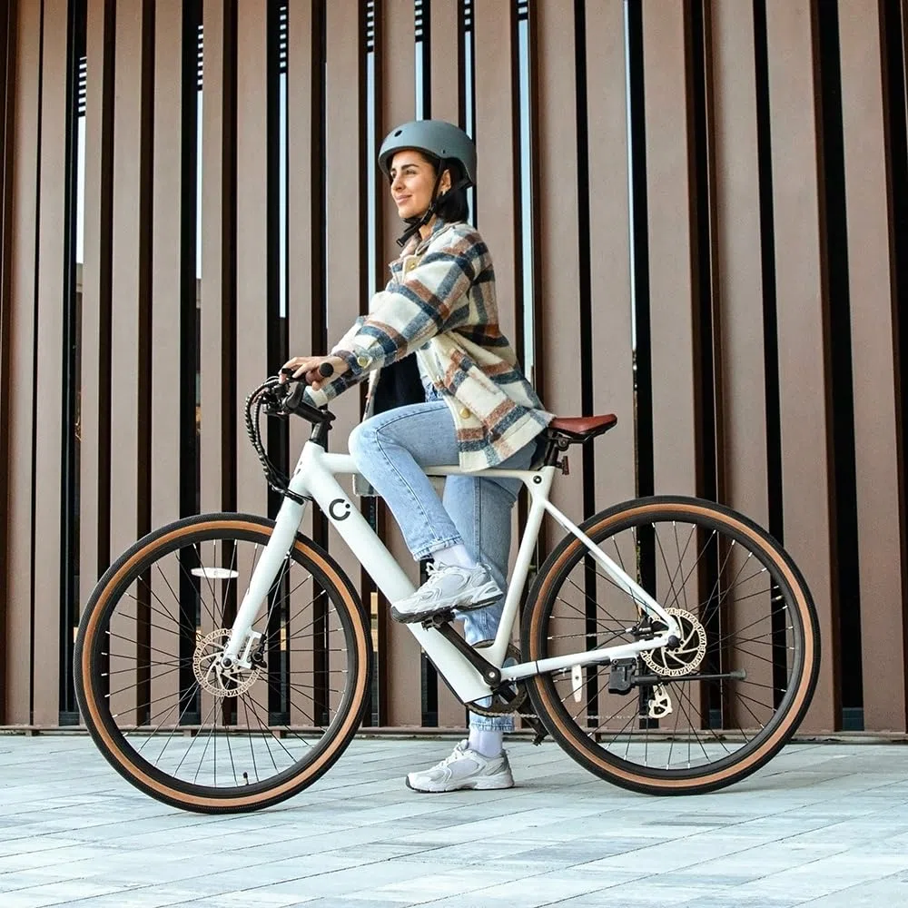 Cecotec Elektro-Stadtfahrrad City Sprint, 250W, 28-Zoll-Räder, 70 km Reichweite, 360 Wh Batterie, Shimano Altus 8-Gang-Schaltung und Doppel-Hydraulikbremsscheiben